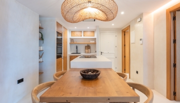 Resa Estates apartment for sale Botafoch Ibiza kithen dining ok.jpg